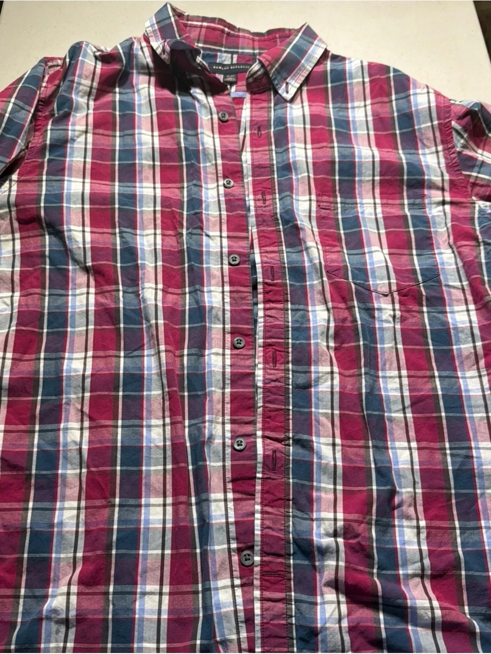 Banana Republic Plaid Button-Up Shirt in Red, Blue, White
